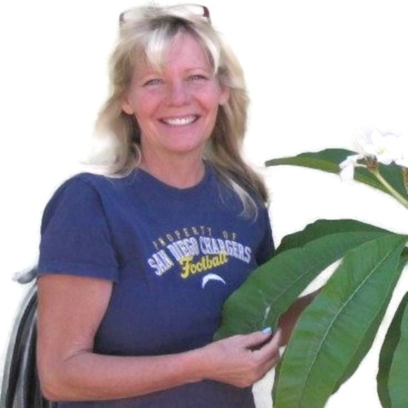 Meet your Posher, Lacie - Picture 1 of 1